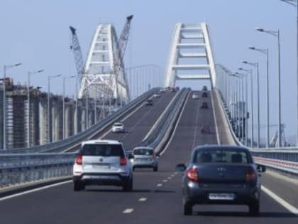 ВСУ атакуют Крымский мост по политическим мотивам — Константинов
