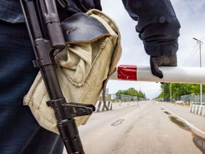 Россия должна создать буферную зону у своих границ – депутат Госдумы