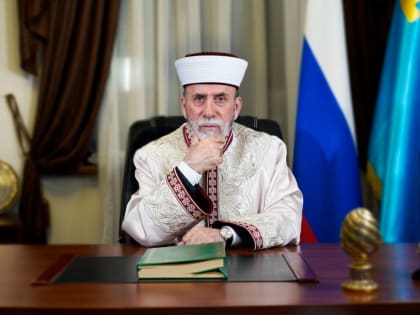 Аксёнов поздравил муфтия мусульман Крыма хаджи Эмирали Аблаева с 60-летним юбилеем