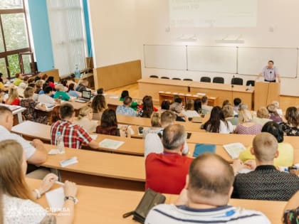 Более 400 управленцев из новых регионов России прошли обучение в Крыму