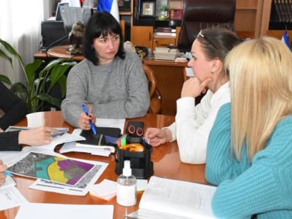 Для комплексного решения проблем граждан на личных приемах министра приглашаются представители других ведомств