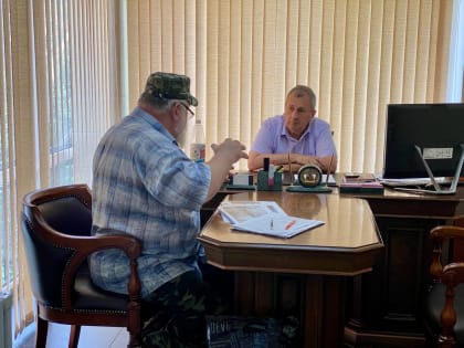 Не можете добиться правды из-за равнодушия чиновников? Приходите на приём граждан!