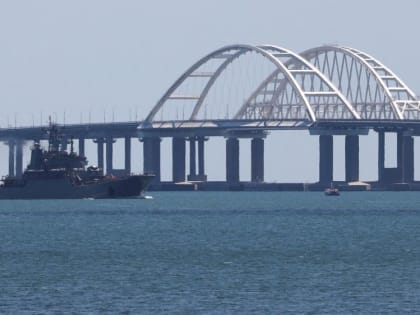 Оперштаб: движение на Крымском мосту возобновили