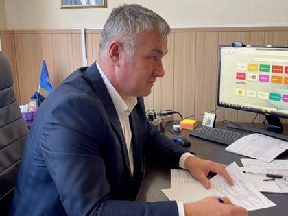 Глава администрации Черноморского района Крыма уволился