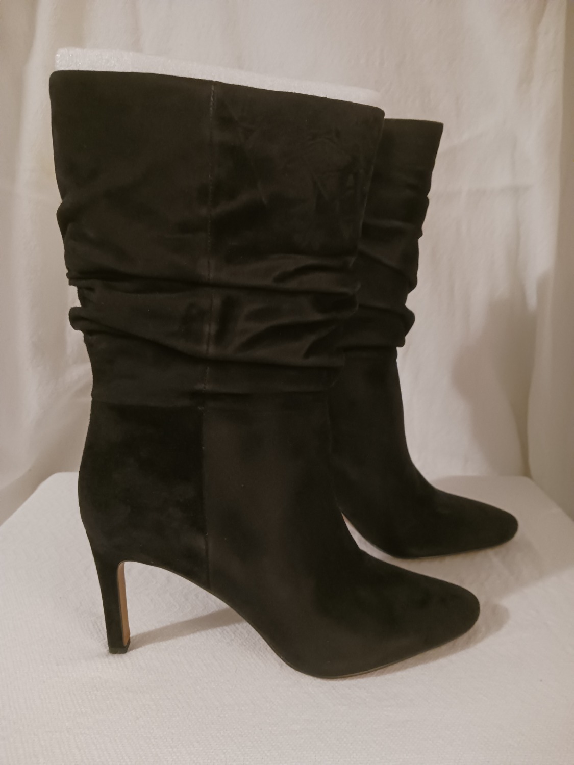 NIB Banana Republic Suede Slouchy Boots Size 10