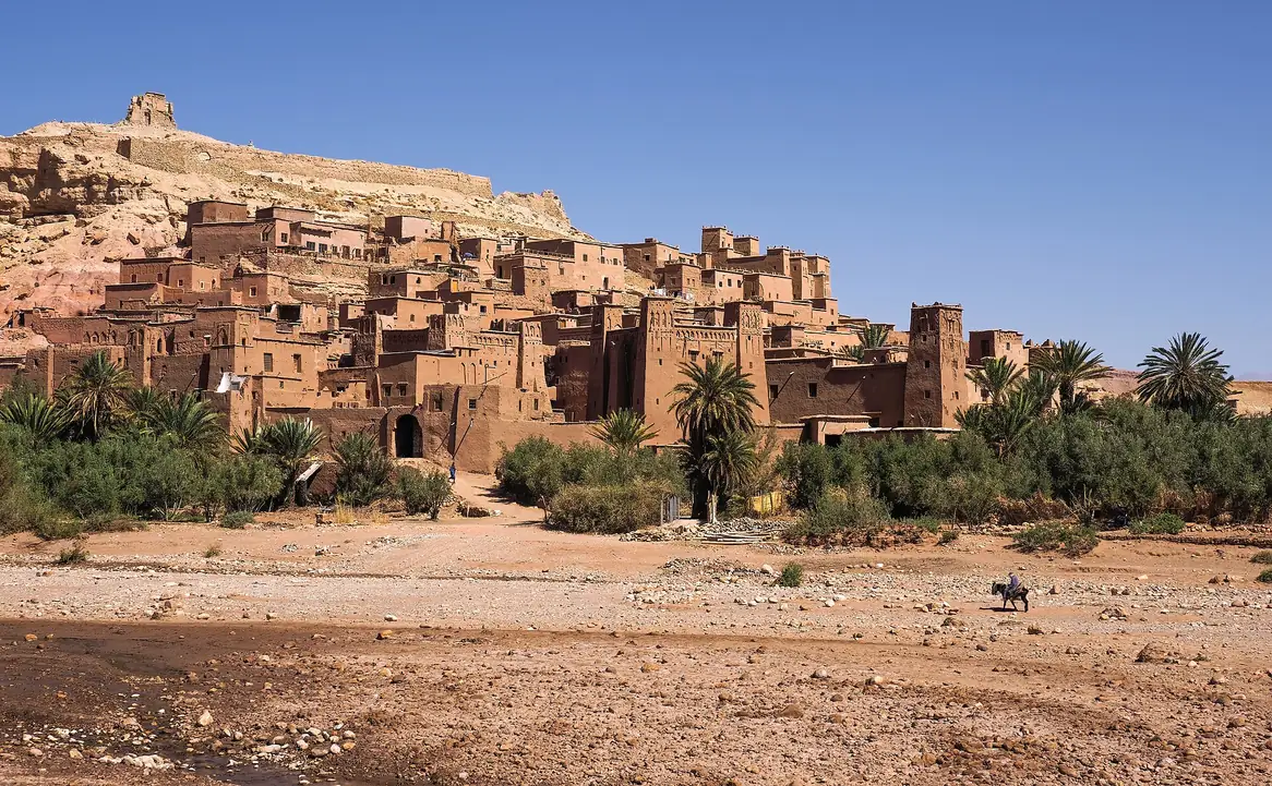 Earthen kasbahs of Aït Ben Haddou on the hillside