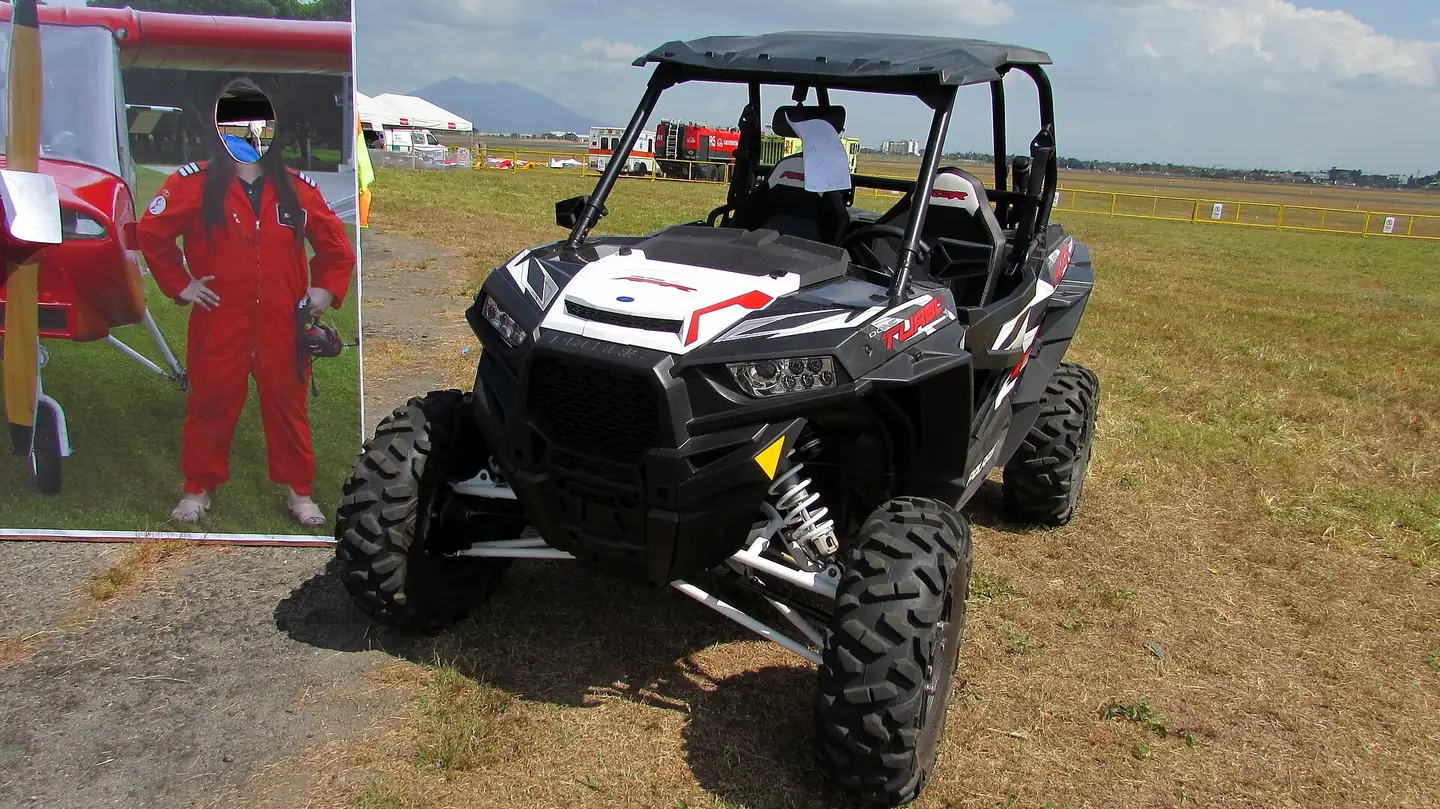 Side-by-side buggy in dry terrain
