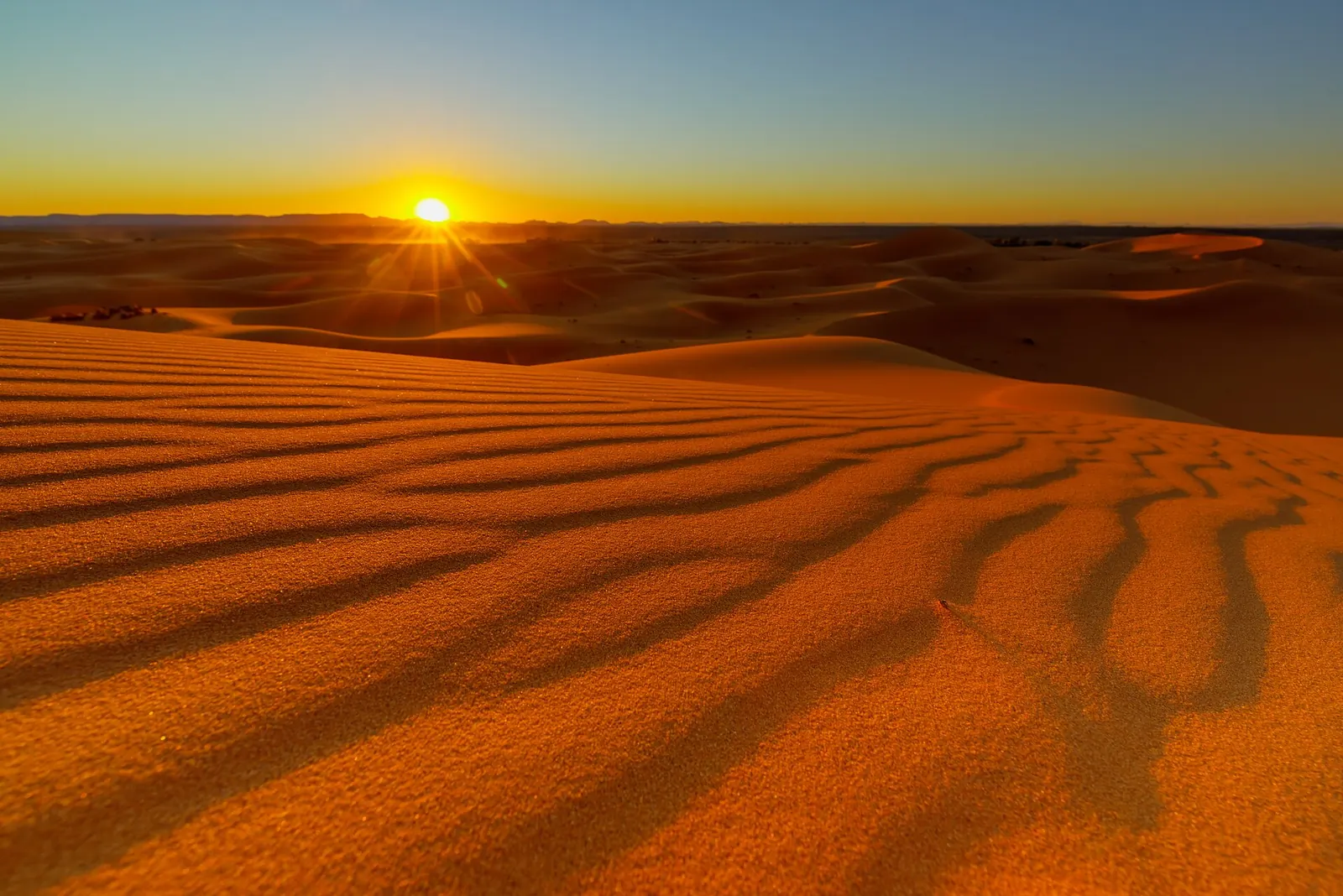 Sand dunes at sunset, Erg Chebbi Dunes