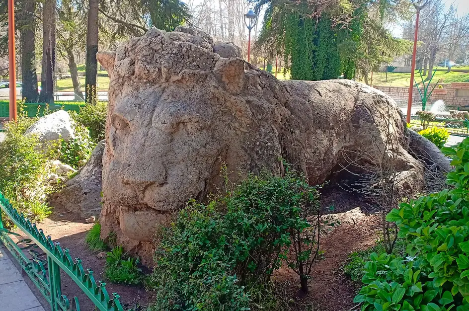 Stone lion statue in Ifrane