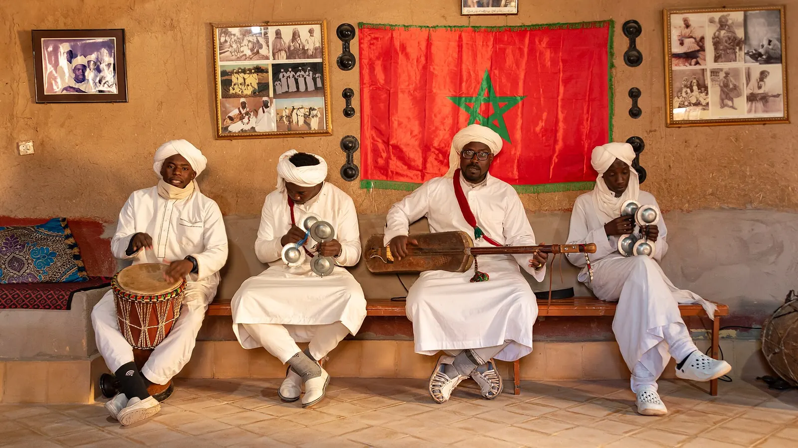 Gnawa musicians, Khamlia Village