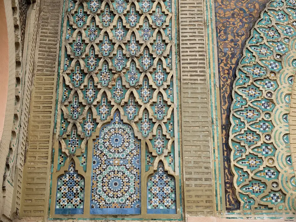 Tile and carved decoration of the gate, Bab Mansour