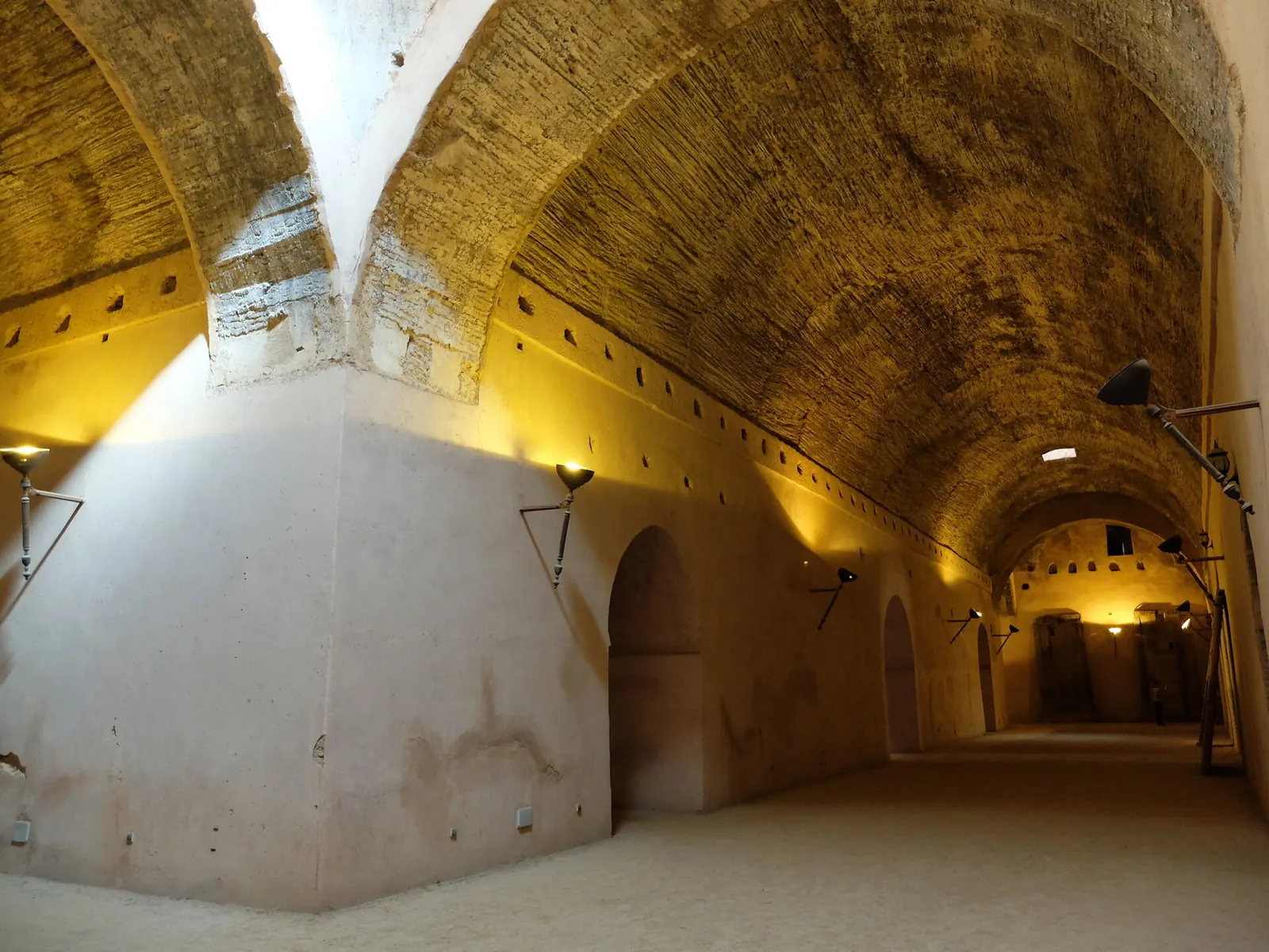 Vaulted interior hall, Heri es-Souani