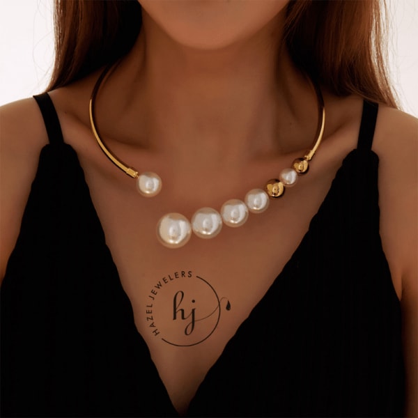 Simulated Pearl Choker Necklace