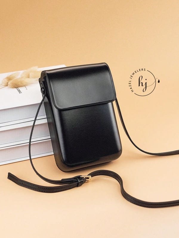 Small leather sling bag with coin purse - Image 3