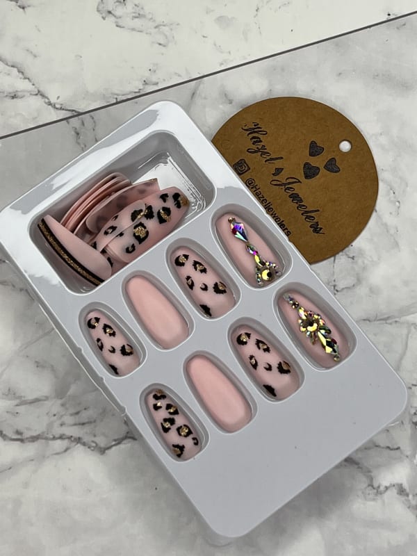 Pack Of 24 Press-On Nails (kindly Read Description Below)