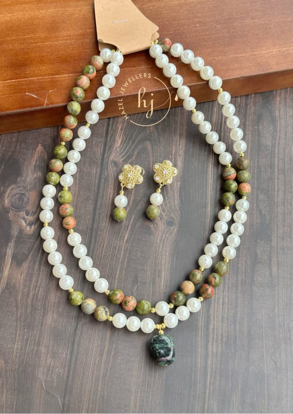 Two Layered Pearl Necklace with Earring and Pendant