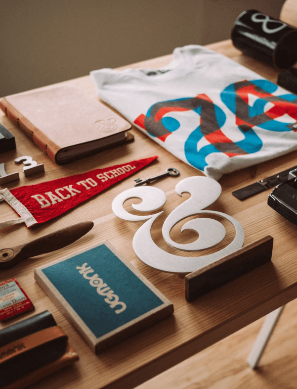 Building a Strong Brand Identity: Key Elements and Strategies