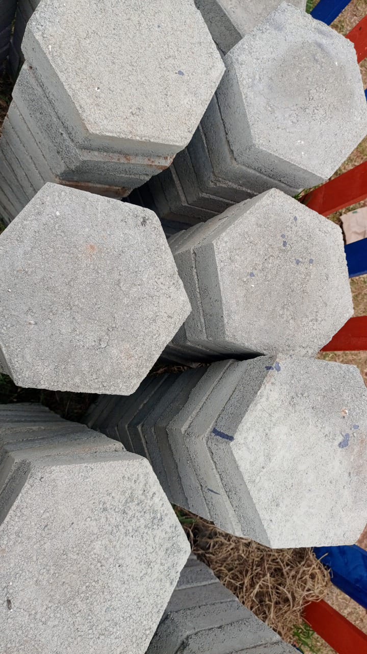 Hexagon Cabros