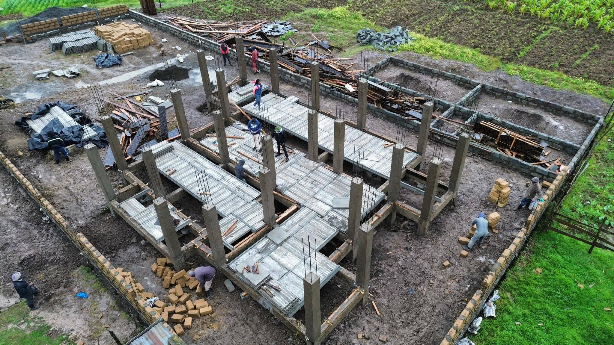 Mansionate Suspended Foundation using T-beams and one meter Panels