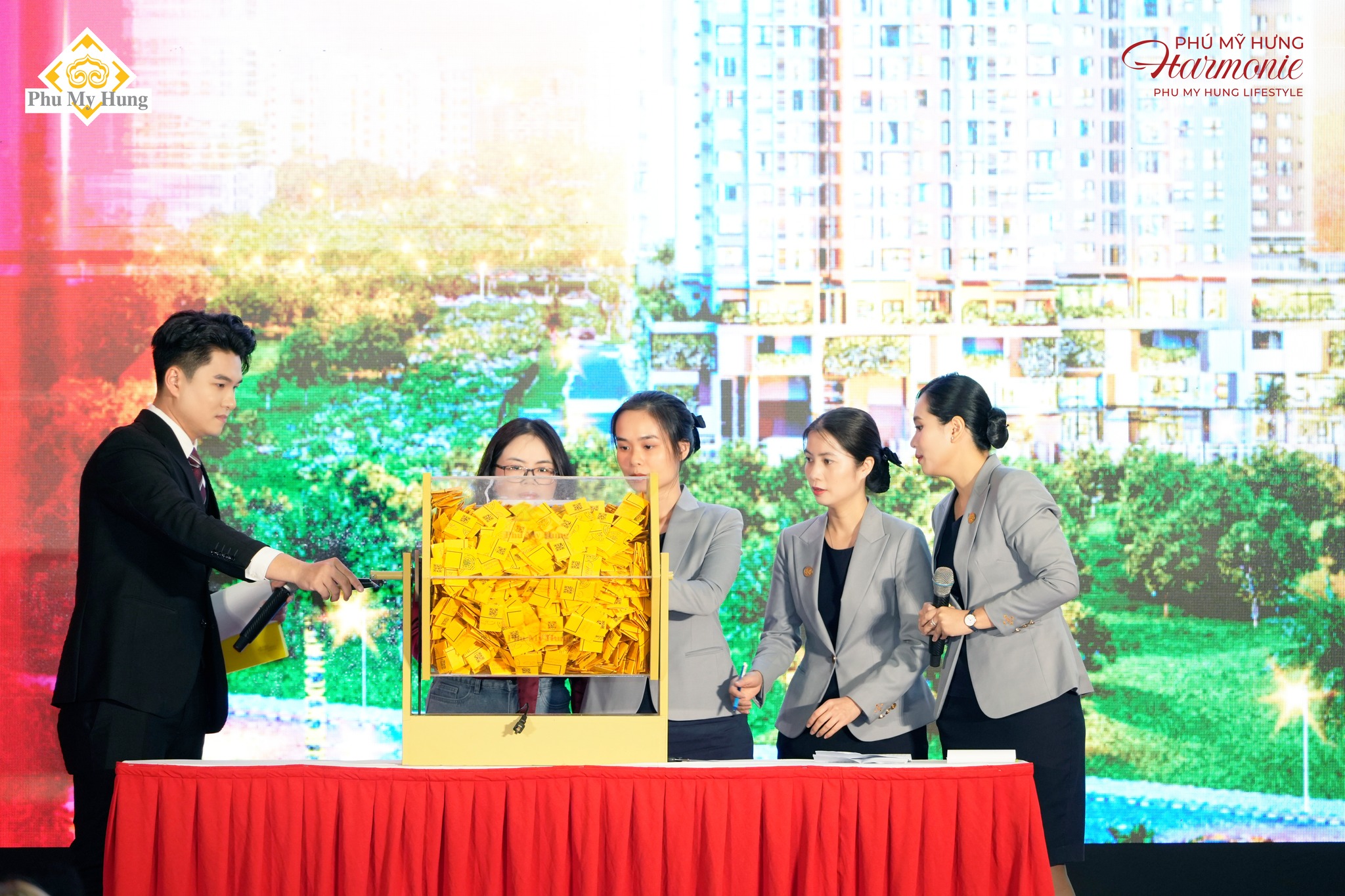 Bốc thăm trúng thưởng