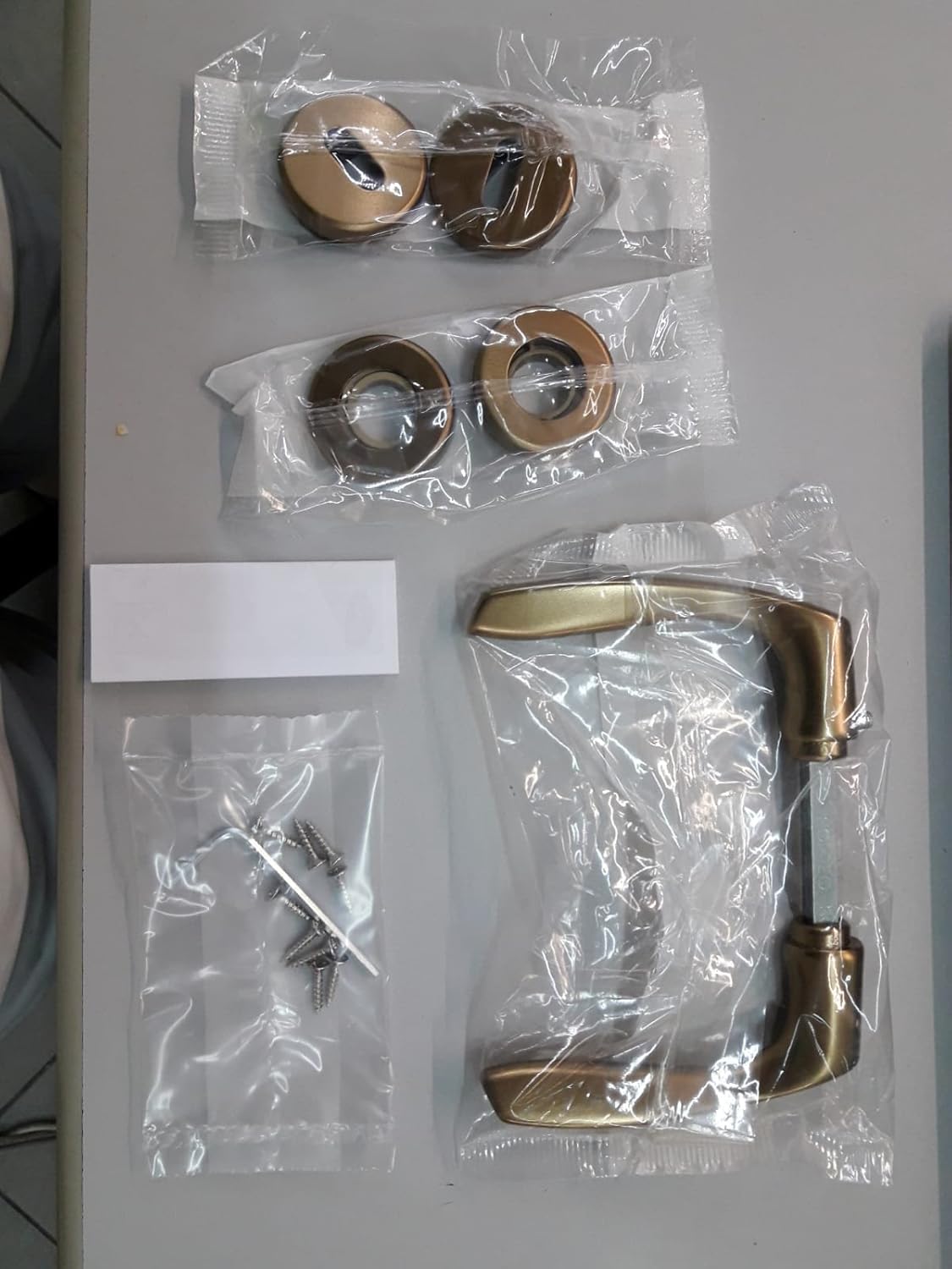 مقابض واكسسوارات ابواب مصفحة