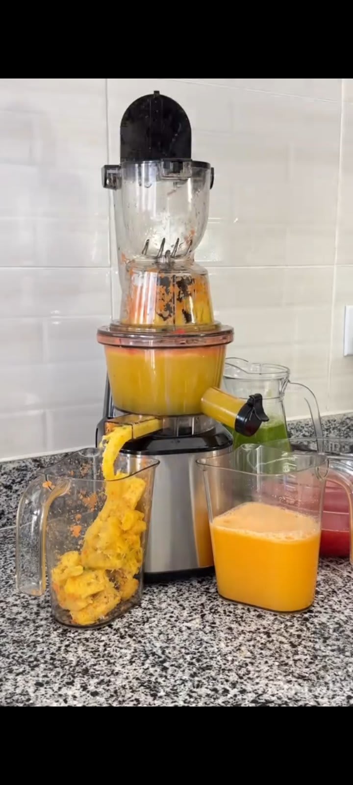 Extracteur de jus électrique neuf — photo 1
