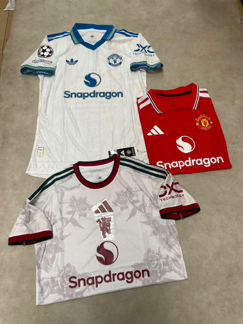 Maillots Manchester United 2027 Disponible  — photo 1