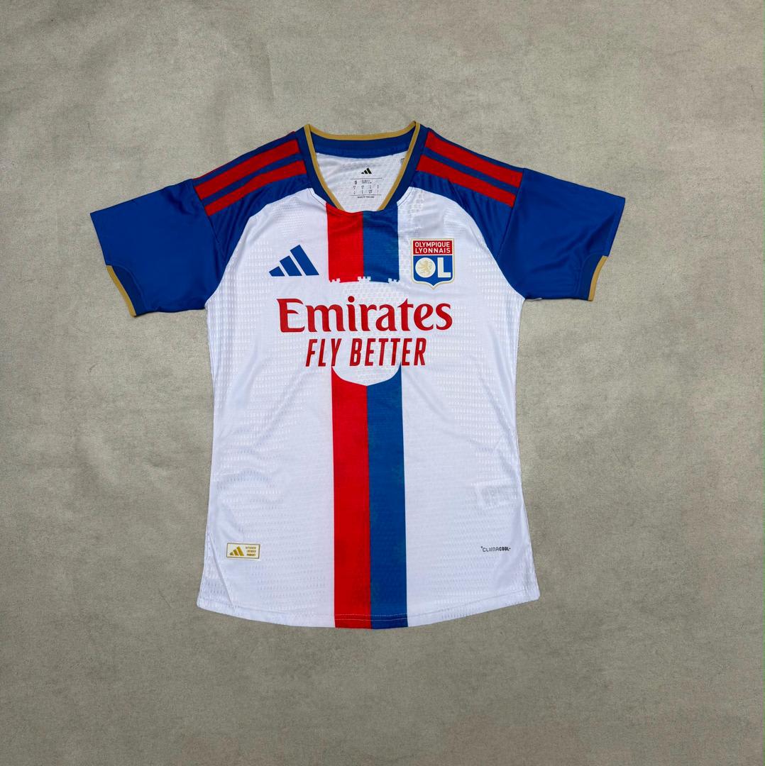 Maillots Olympique Lyonnais 2027 Disponible  — photo 1