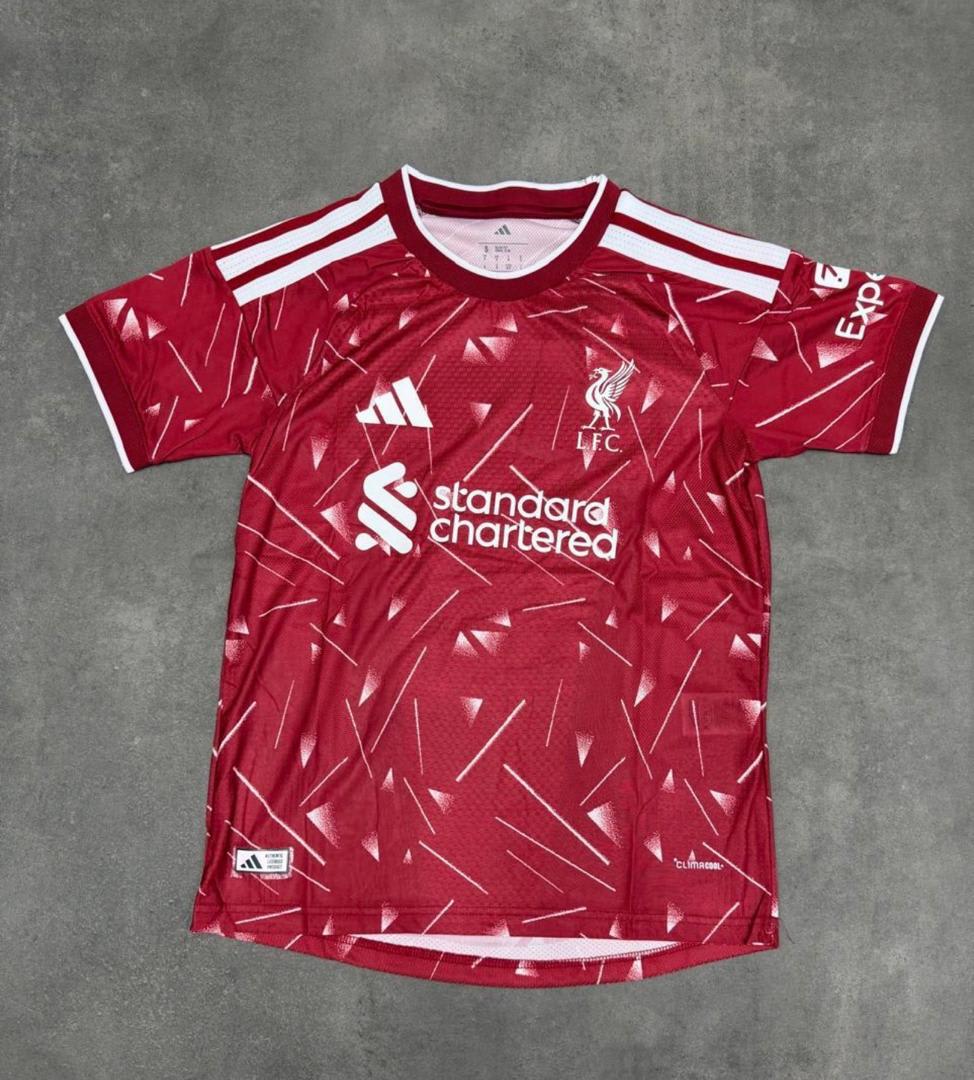 Maillots Liverpool 2027 Disponible  — photo 1