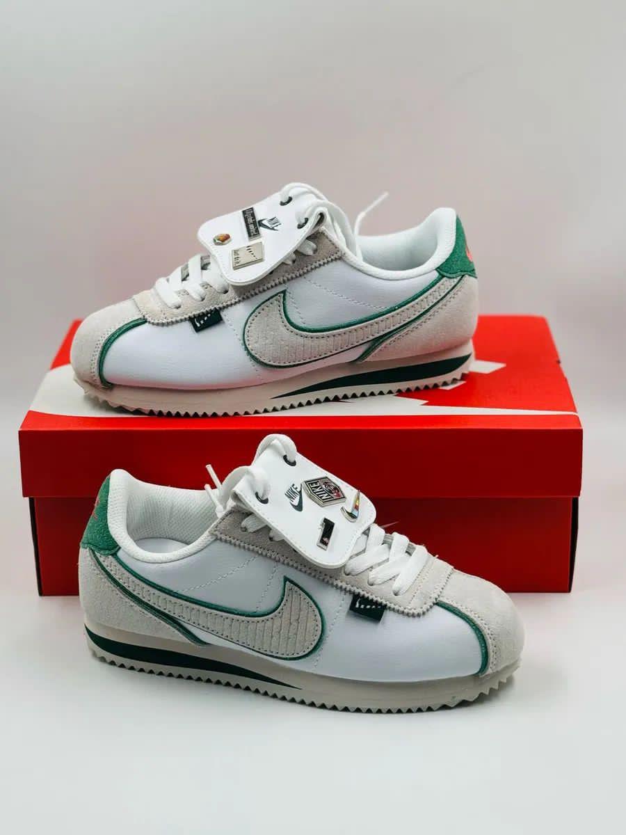 Chaussures Nike Cortez Disponible  — photo 1