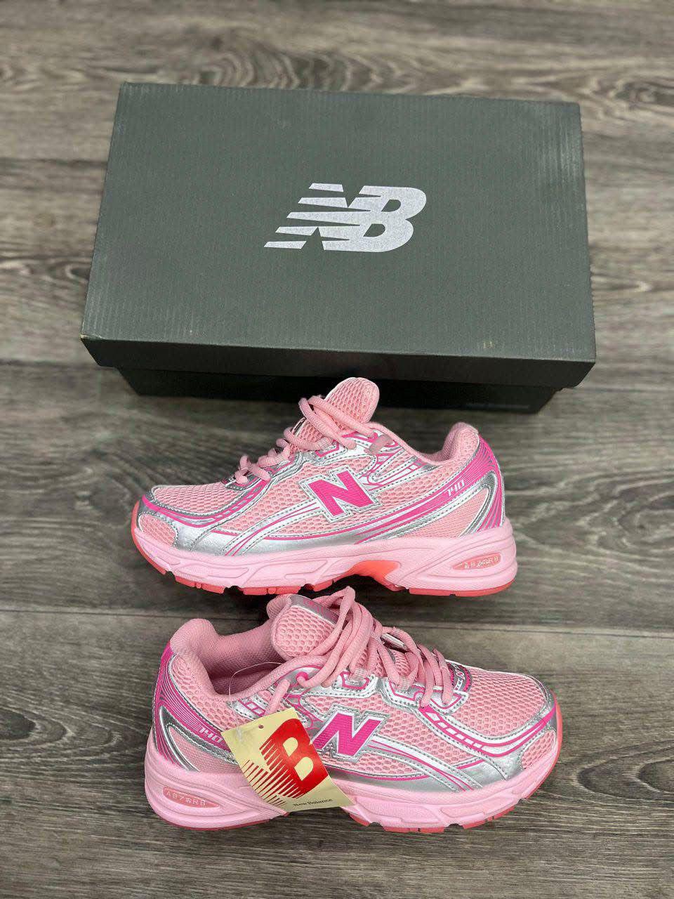 Chaussures New Balance 740 Pink Disponible  — photo 1