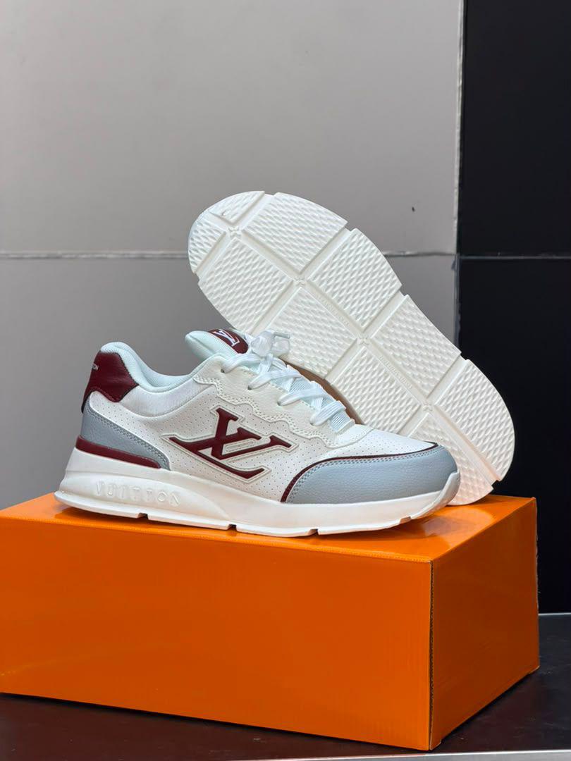 Chaussures Louis Vuitton All Color Disponible  — photo 1