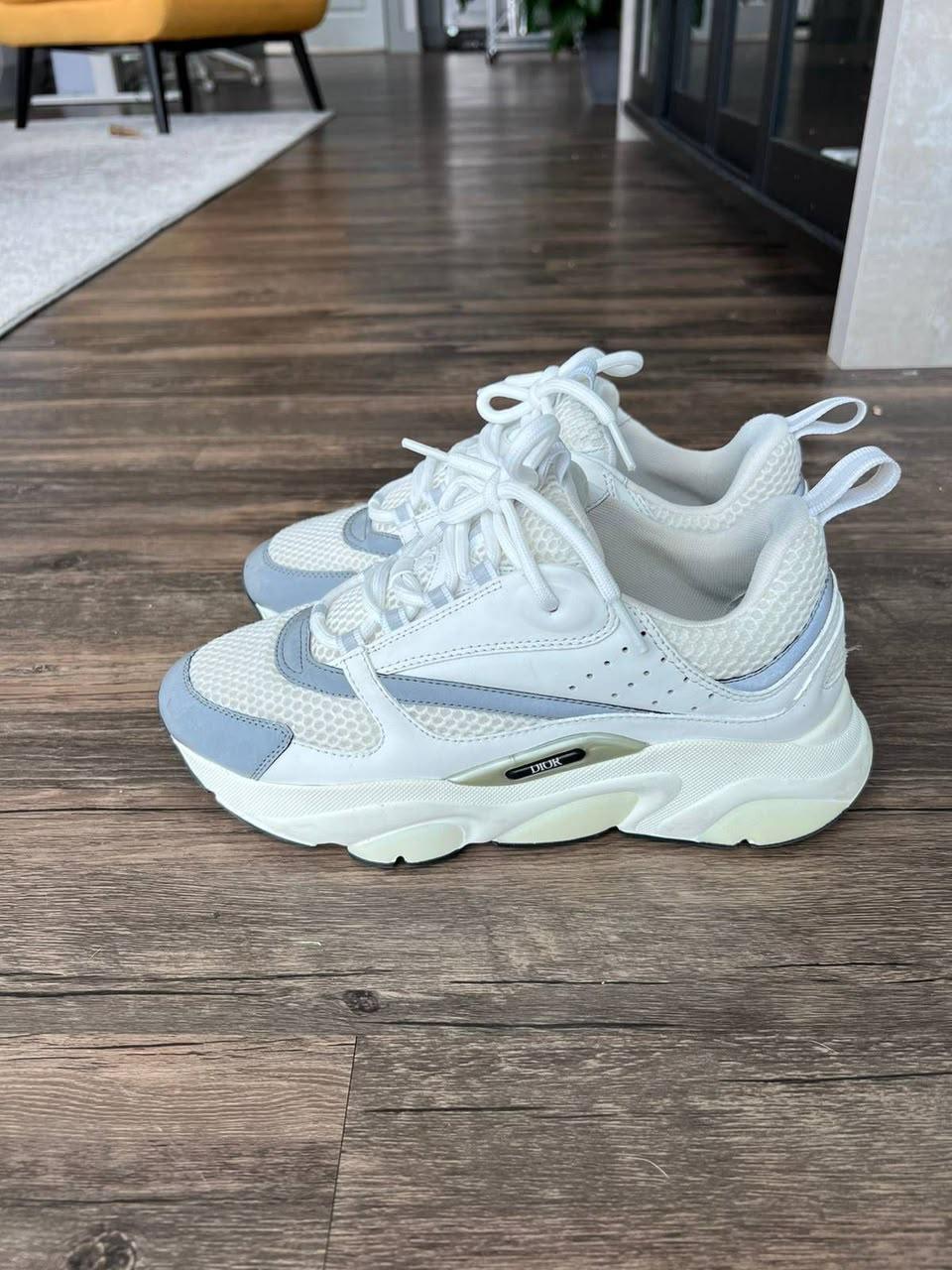 Chaussures Dior B22 Disponible 