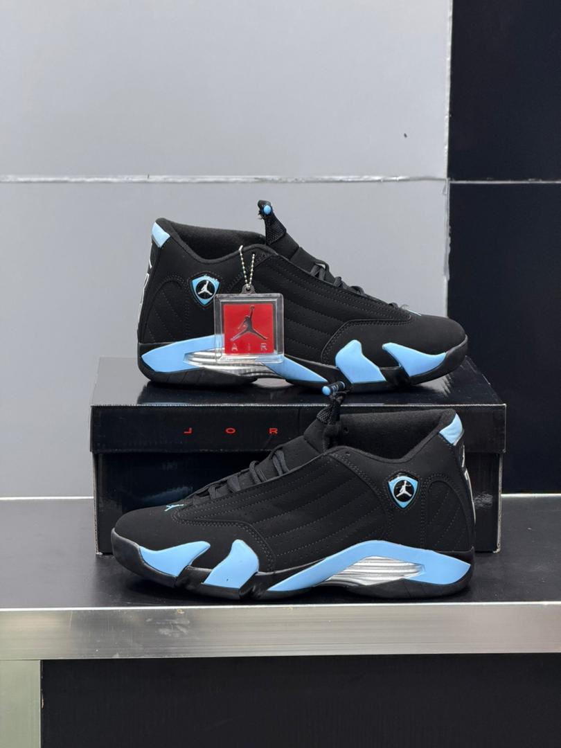 Chaussures Jordan 14 Disponible 