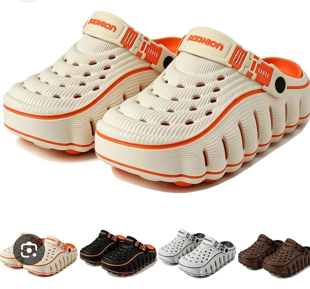 Crocs — photo 1