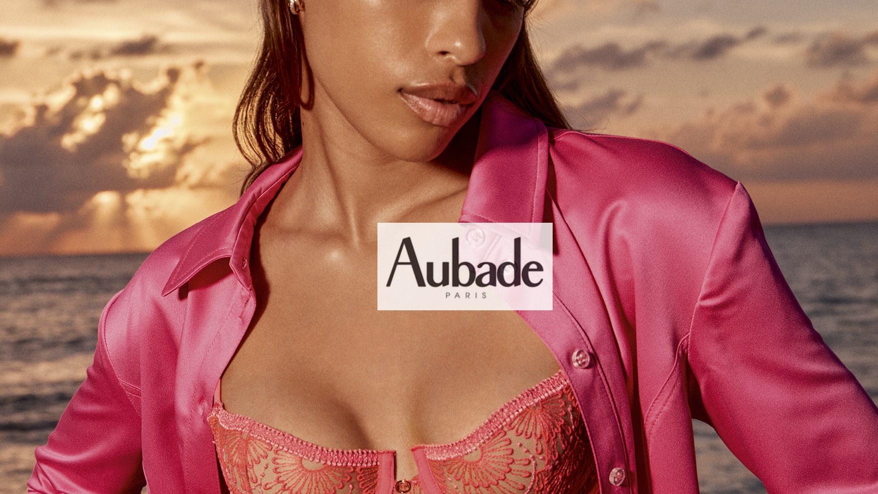 Aubade Sensory Illusion: Le Soutien-gorge Plunge qui Révolutionne votre Lingerie