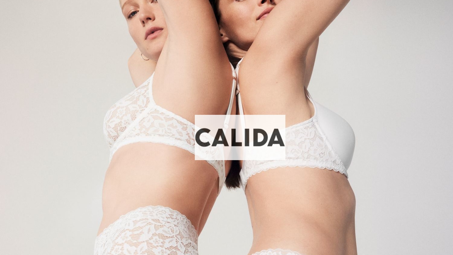 Calida Evolution: Le T-shirt Col V en Coton, l'Élégance Intemporelle