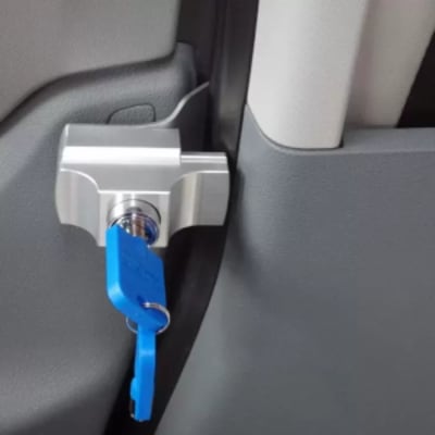 CERRADURA INTERIOR CABINA IMC FORD