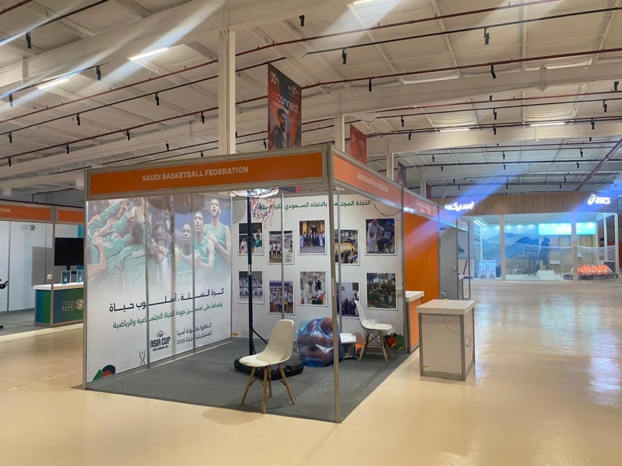 Immersive Environment Solutions | Booth Sticker Installation — image 4