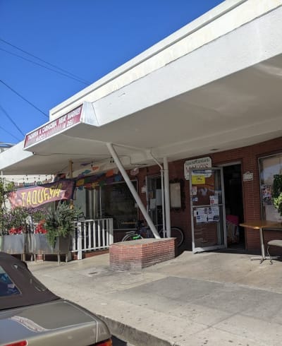 Taqueria y Carniceria Mayo's