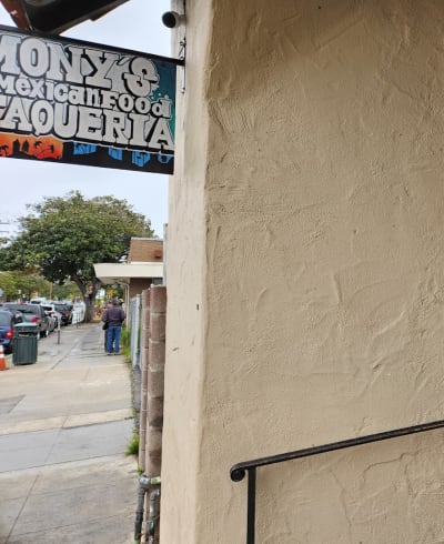 Mony's Mexican Food