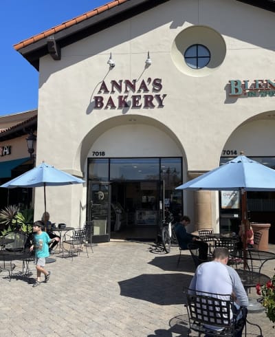 Anna's Marketplace Bakery