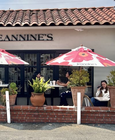 Jeannine's Bakery & Coffee
