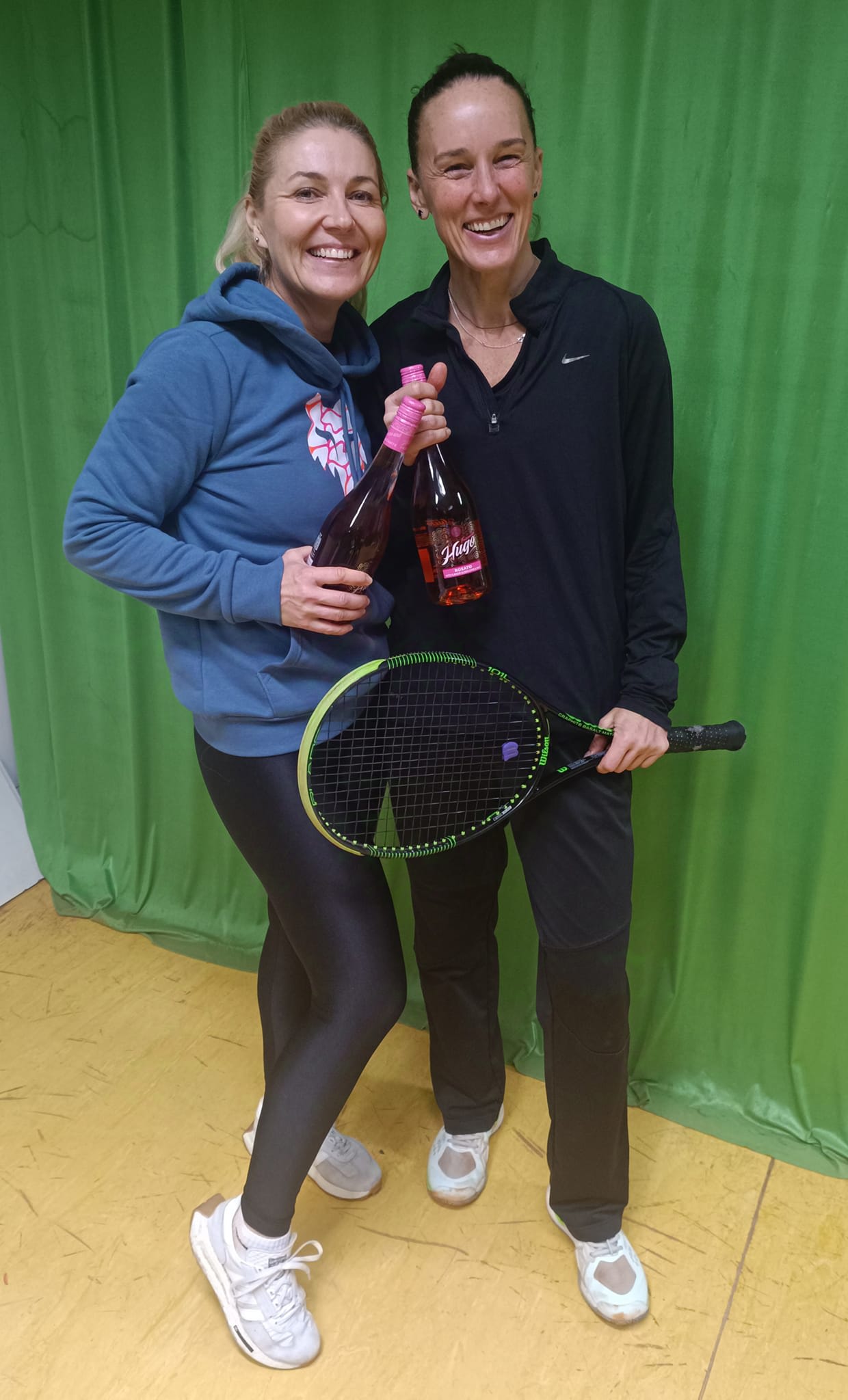 BATL ŠTVORHRA ŽENY A SKUPINA