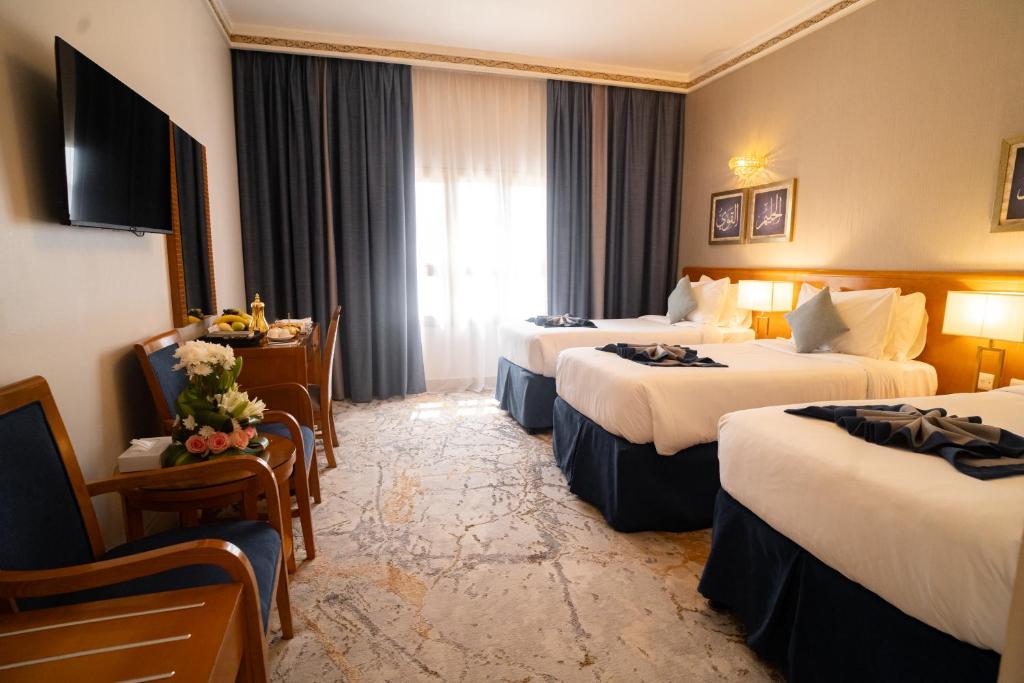 Chambre Triple - Vue 3