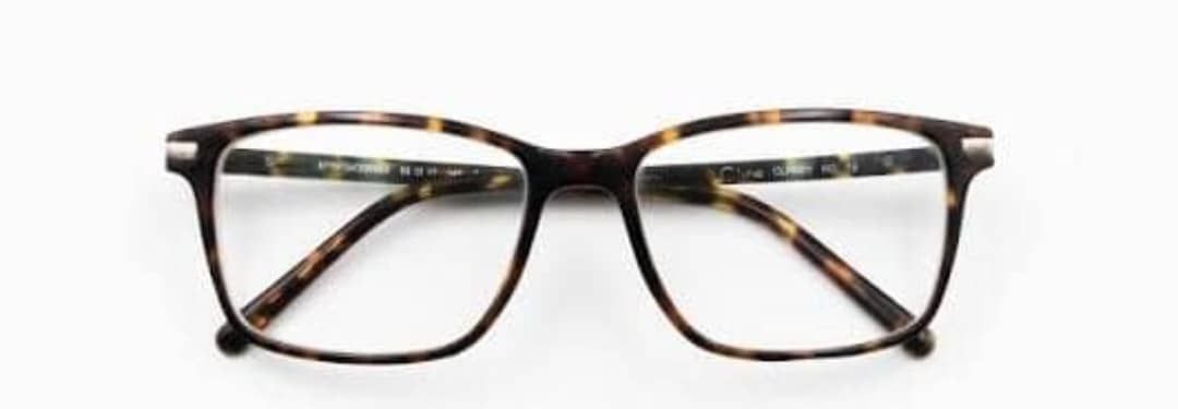 Au Cameroun, des  journalistes voleurs de lunettes du ministre ?