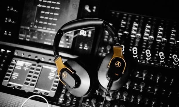Austrian Audio ra mắt Hi-X18 Gold Limited Edition: tai nghe over-ear kỷ niệm 5 năm dòng Hi-X