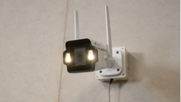 Trên tay VIGI InSight S345-4G: giải pháp giám sát 4G linh hoạt, mở rộng cổng LAN, AI thông minh