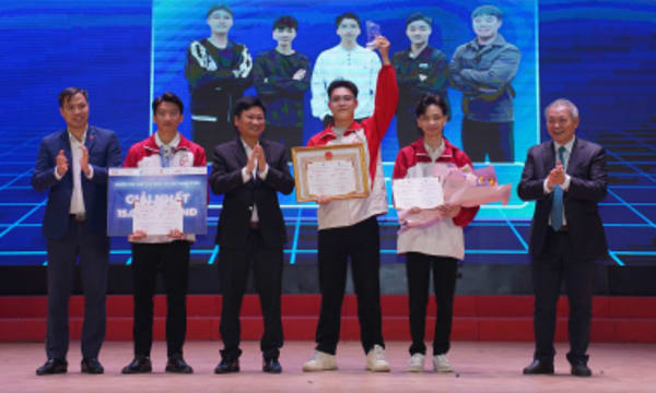 Sinh viên tạo hệ thống phát hiện xâm nhập cho thiết bị IoT thắng giải thiết kế điện tử