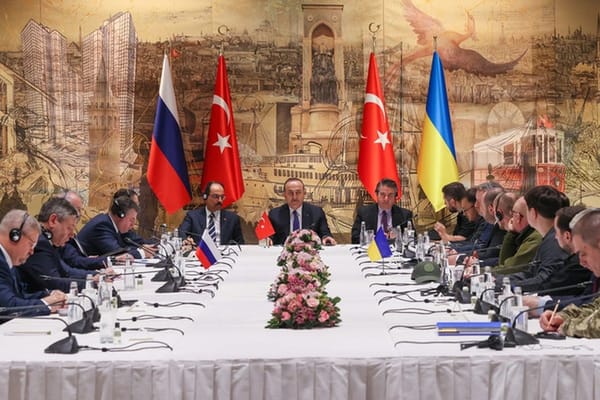 Hé lộ kênh liên lạc bí mật giữa Nga và Ukraine trong gần 4 năm chiến sự